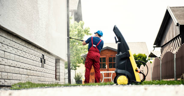 Best Window and Screen Pressure Cleaning in Parachute, CO